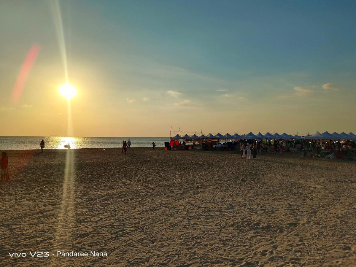 Mandala Beach Villa Jomtiean Jomtien Beach Exteriör bild
