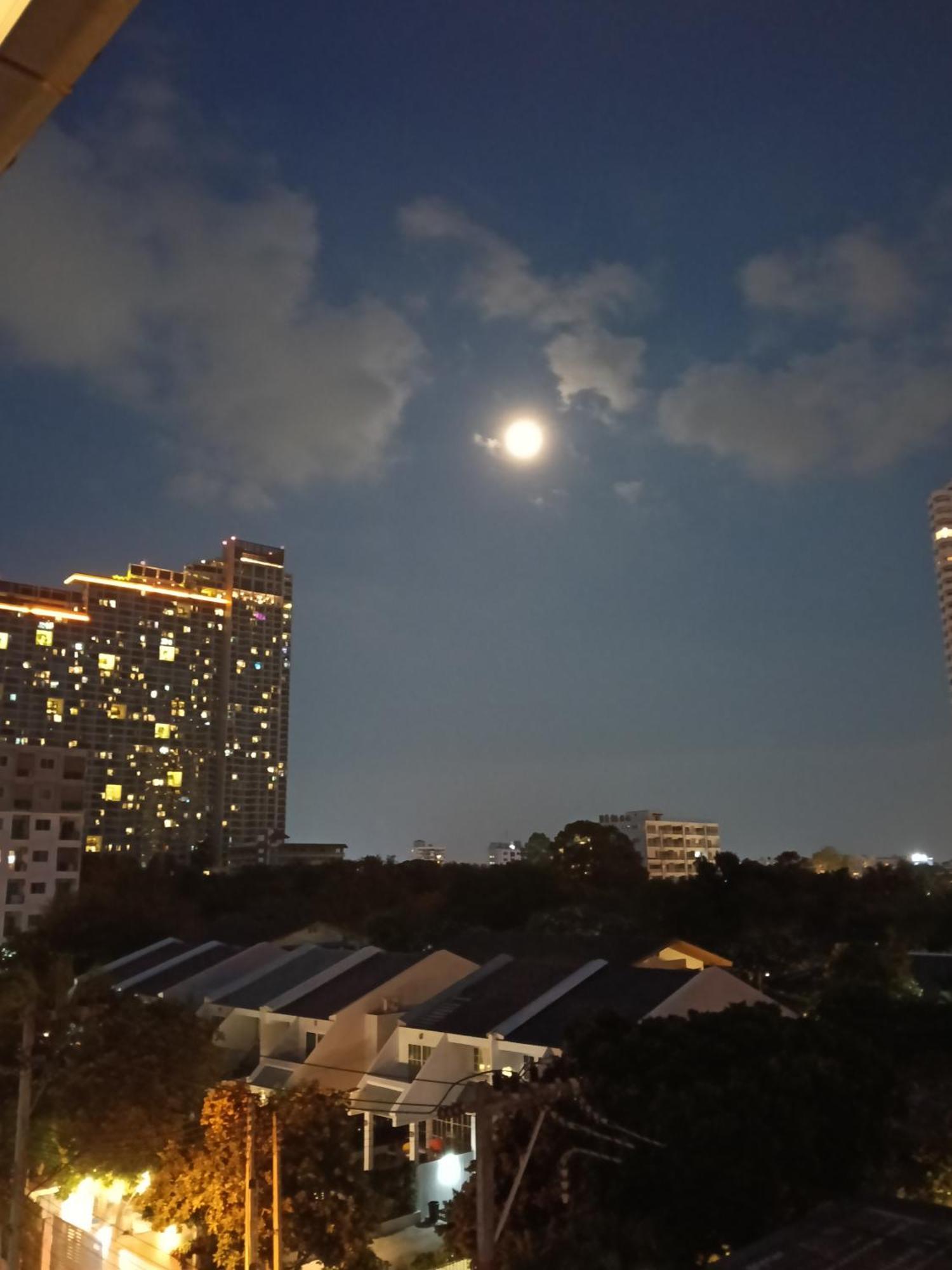 Mandala Beach Villa Jomtiean Jomtien Beach Exteriör bild